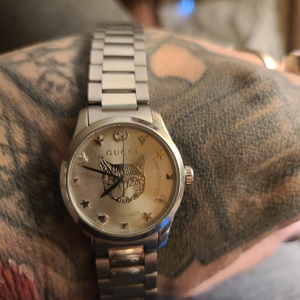 Gucci woman's watch 2020